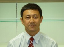 メニコン高槻 店長