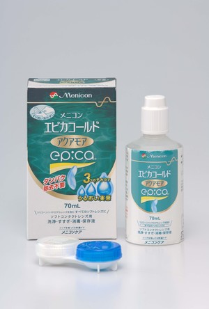 アクアモア70mlbottle（白背景：中）.jpg