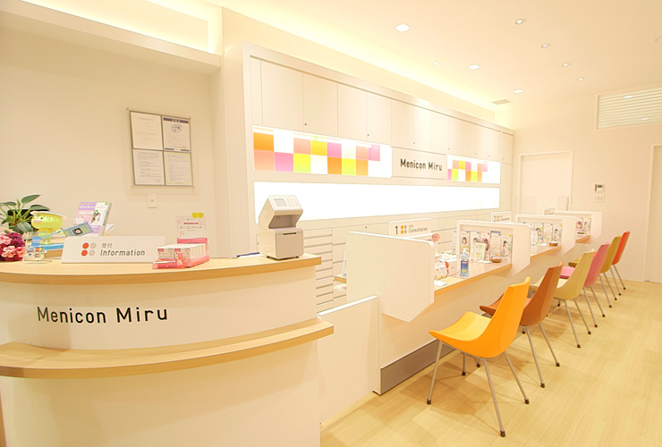 メニコンミル 広島紙屋町店 店舗内観