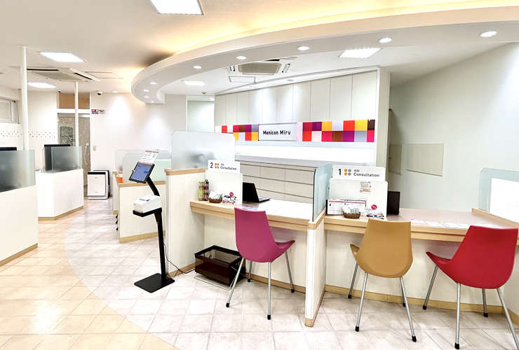 店舗内観-受付カウンター