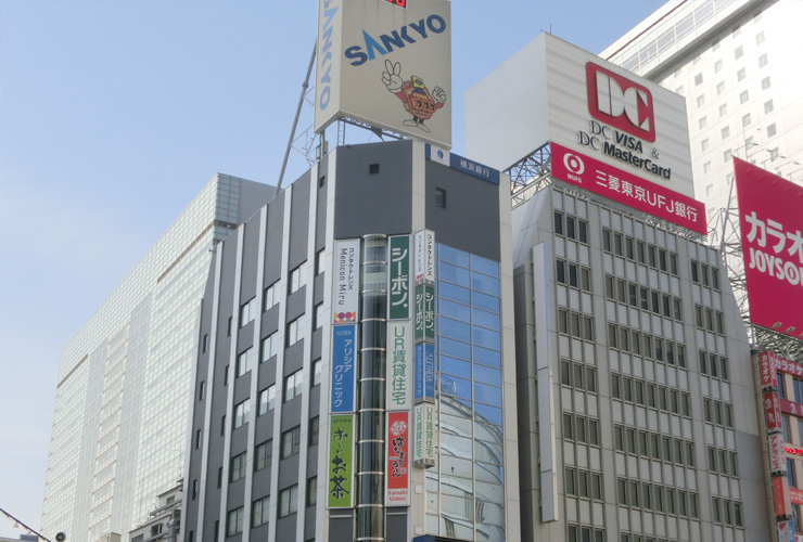 メニコンミル 渋谷 店舗内観